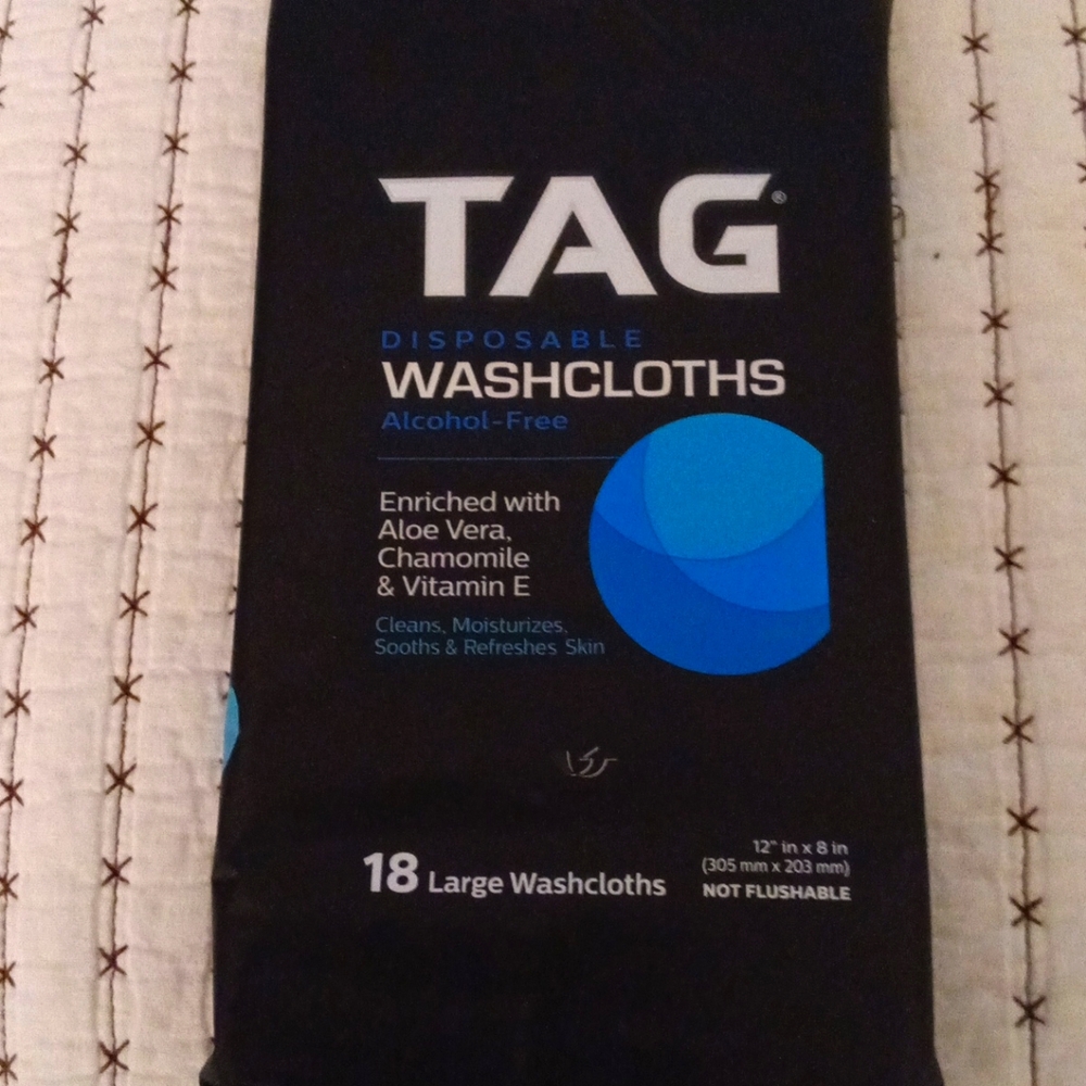 Tag Disposable Washcloths Alcohol-Free 18 in Each Pack (3 Packs) 12" x 8" ea